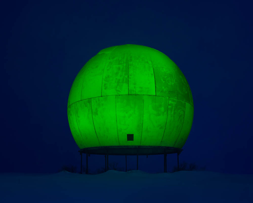 3. Abandoned radar station of the Arctic Circle (Russia), 2019 Facilities located a long way from civilisation and needing power supplies would be supplied with portable sources of power - radioisotope thermoelectric generators (RITEG) operating on radioactive isotopes (more often than not based on radioactive plutonium or strontium). Approximately one thousand such generators were manufactured in the USSR. Some of the generators were lost during transportation or subsequently abandoned, destroying and polluting the environment with radiation. Such generators are now only used to provide power for spacecraft.
